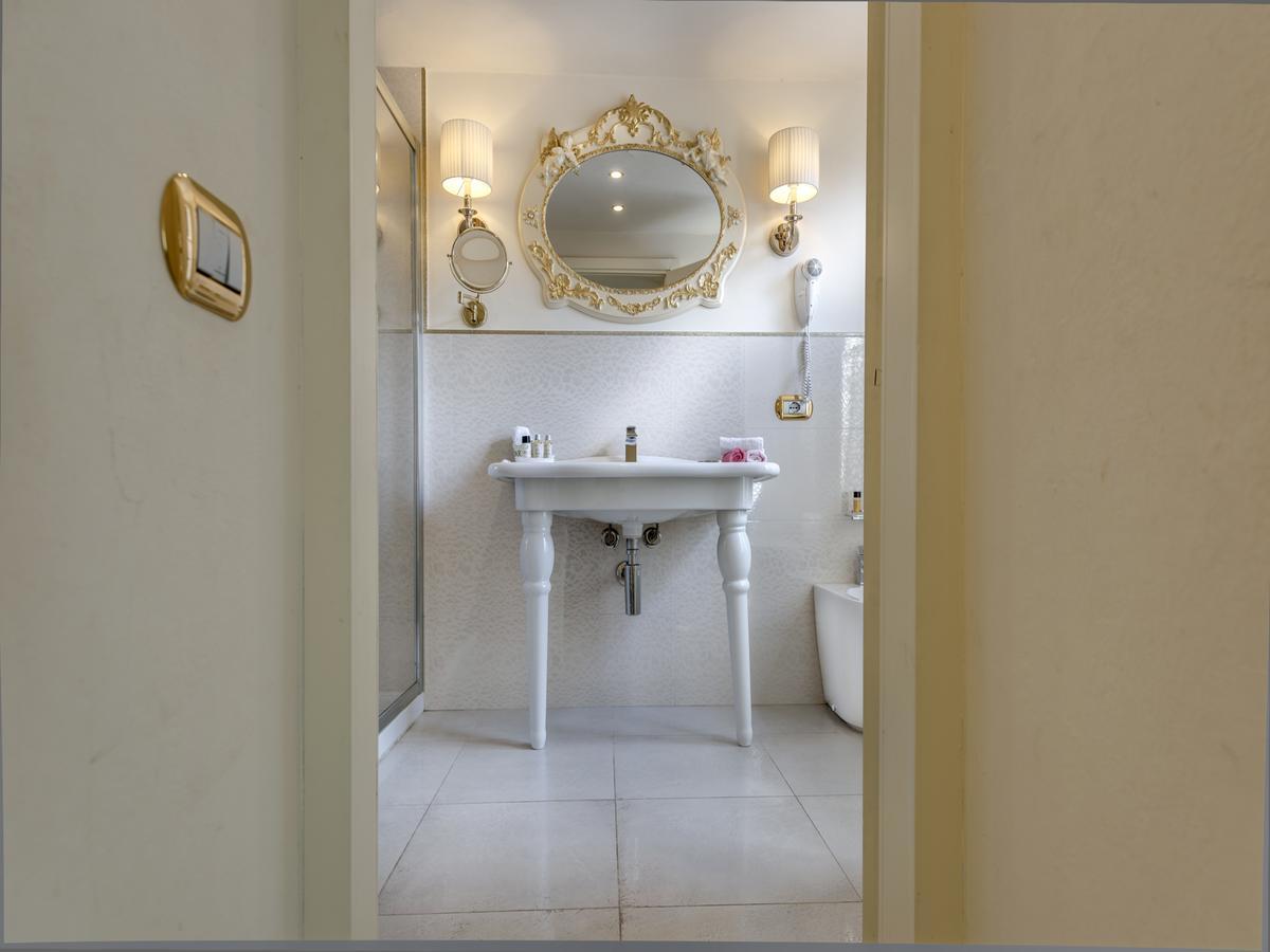 Hotel Palagi Пиетрасанта Екстериор снимка