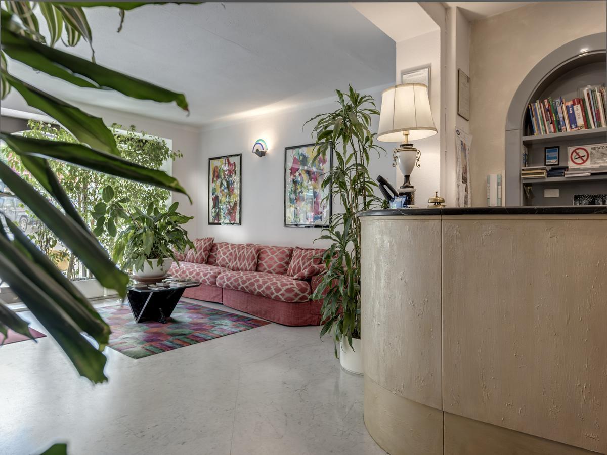 Hotel Palagi Пиетрасанта Екстериор снимка